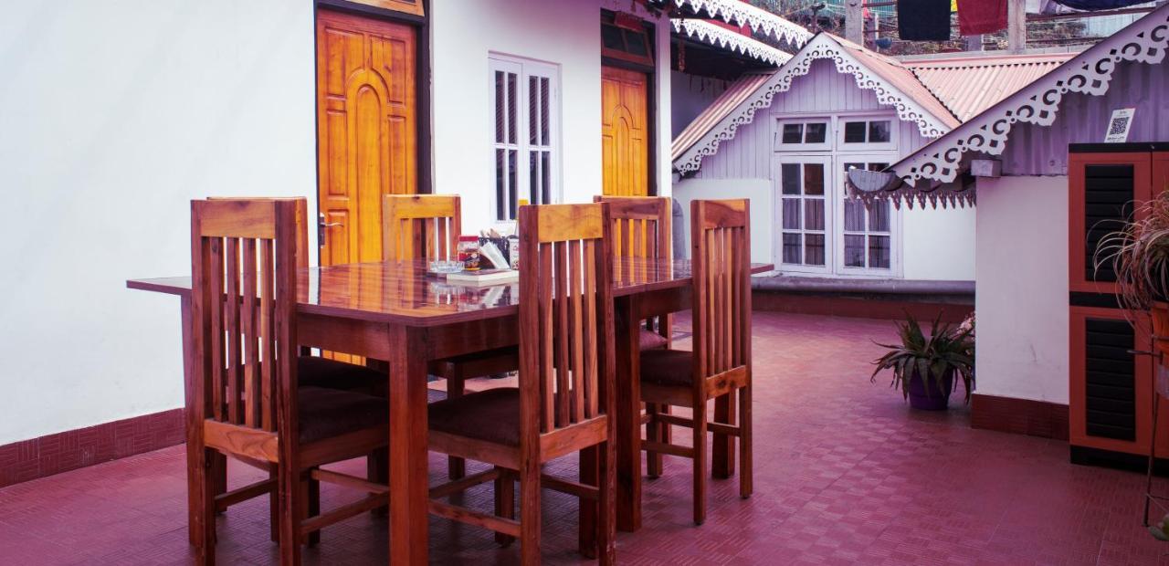 The Guiding Monk Home Stays Дарджилинг Екстериор снимка